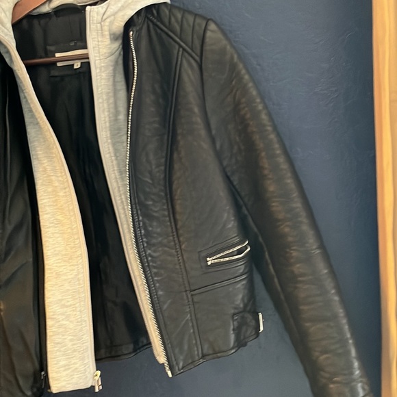 Wildflower Leather Jacket. Size Small. - Picture 7 of 7